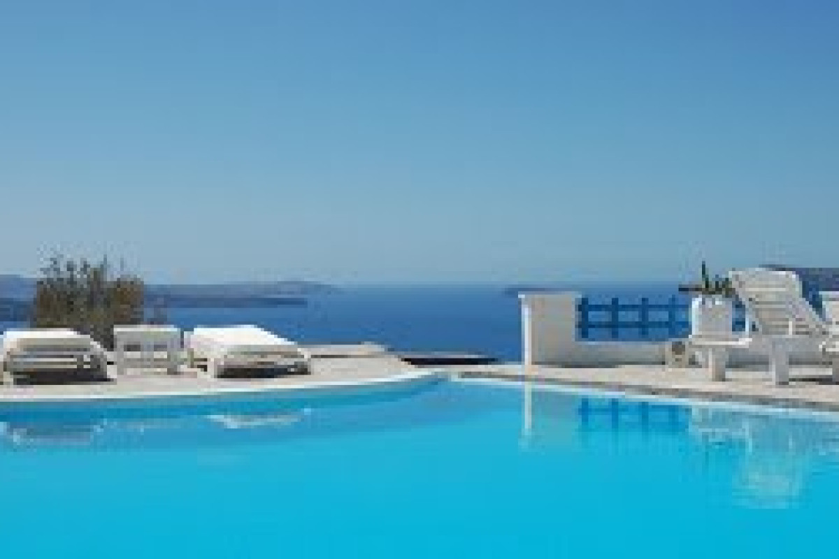 Mr and Mrs White - Champagne All Inclusive Hotel (Oia - Santori