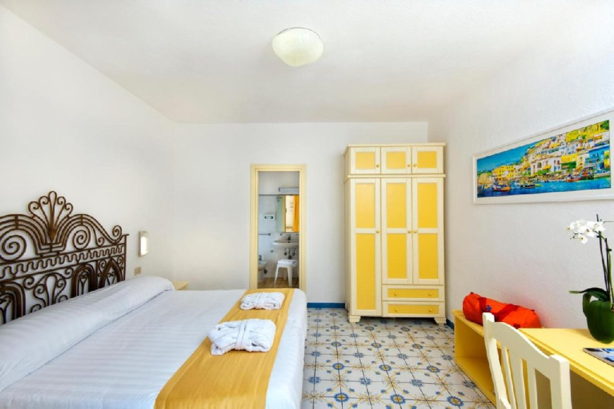 Hotel Romantica Resort and Spa