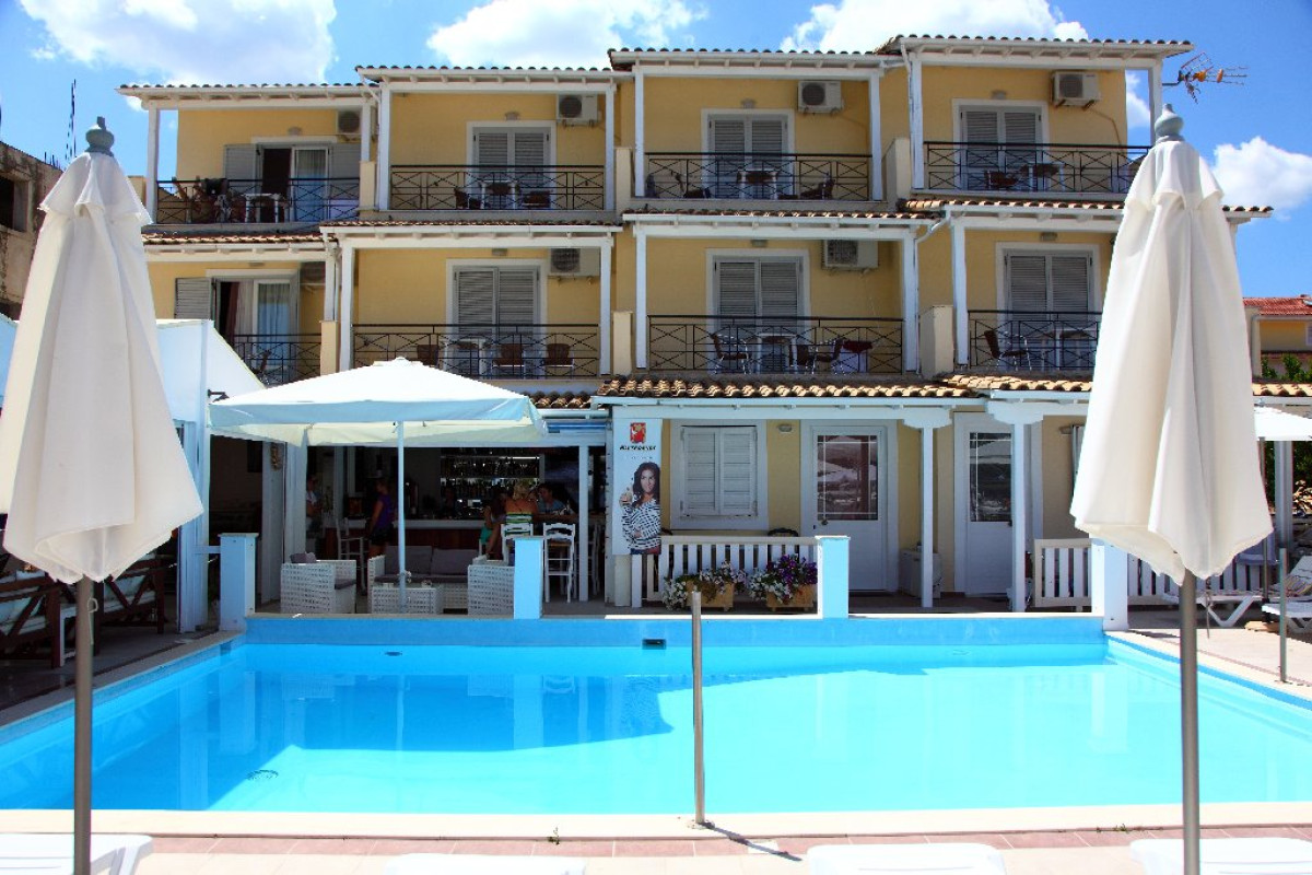 Nidri Bay Studios (Nidri)