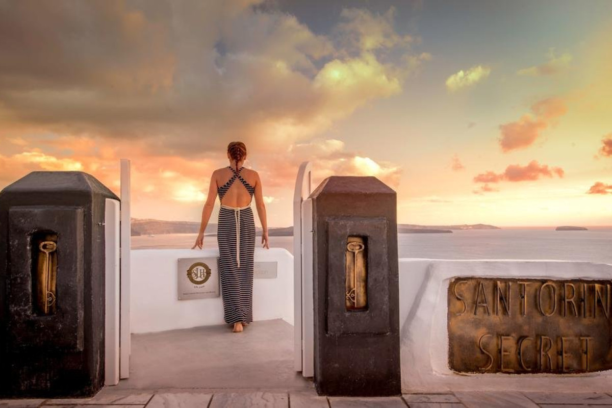 Santorini Secret Suites (Adults Only)