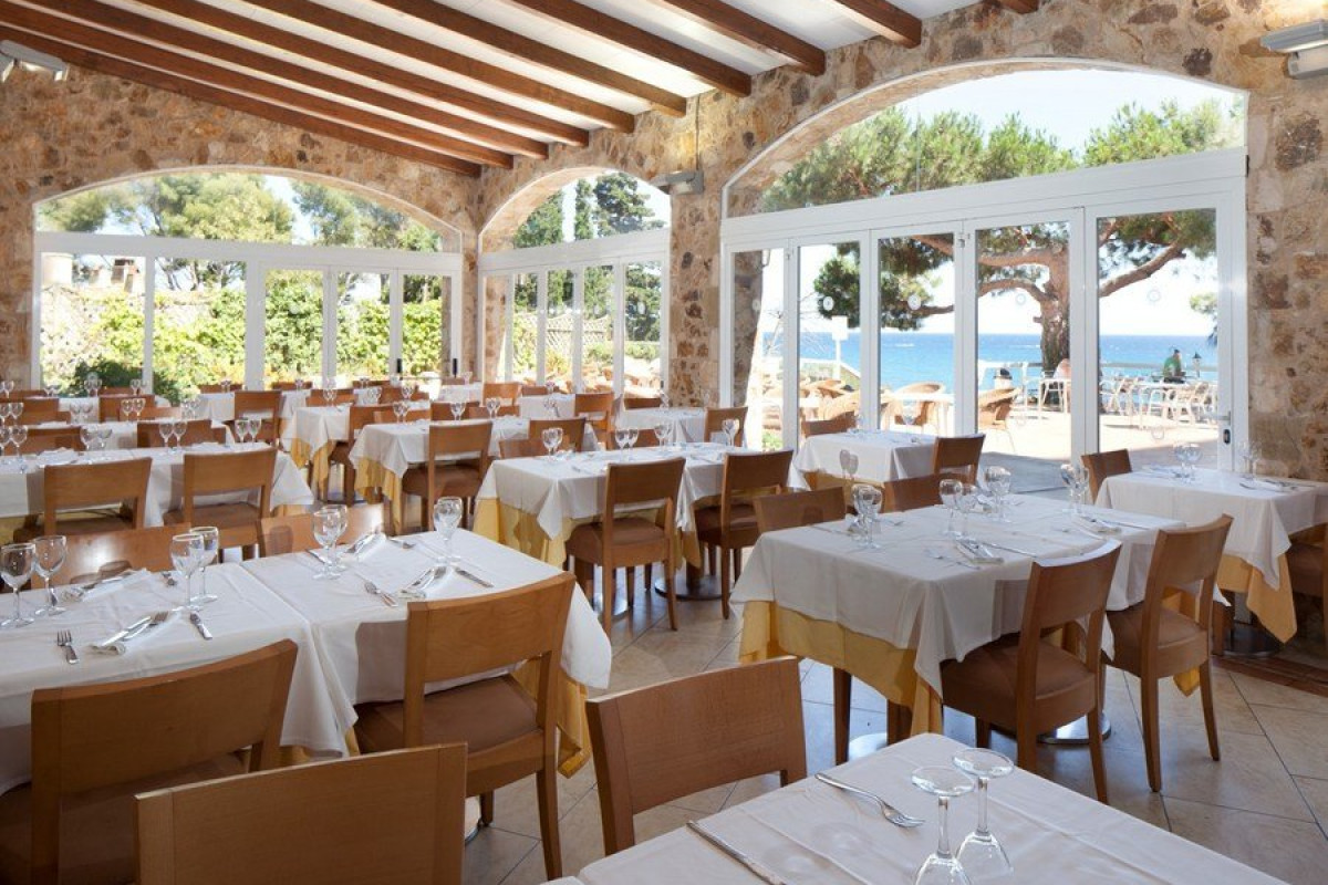 H TOP CALETA PALACE (Platja d'Aro)