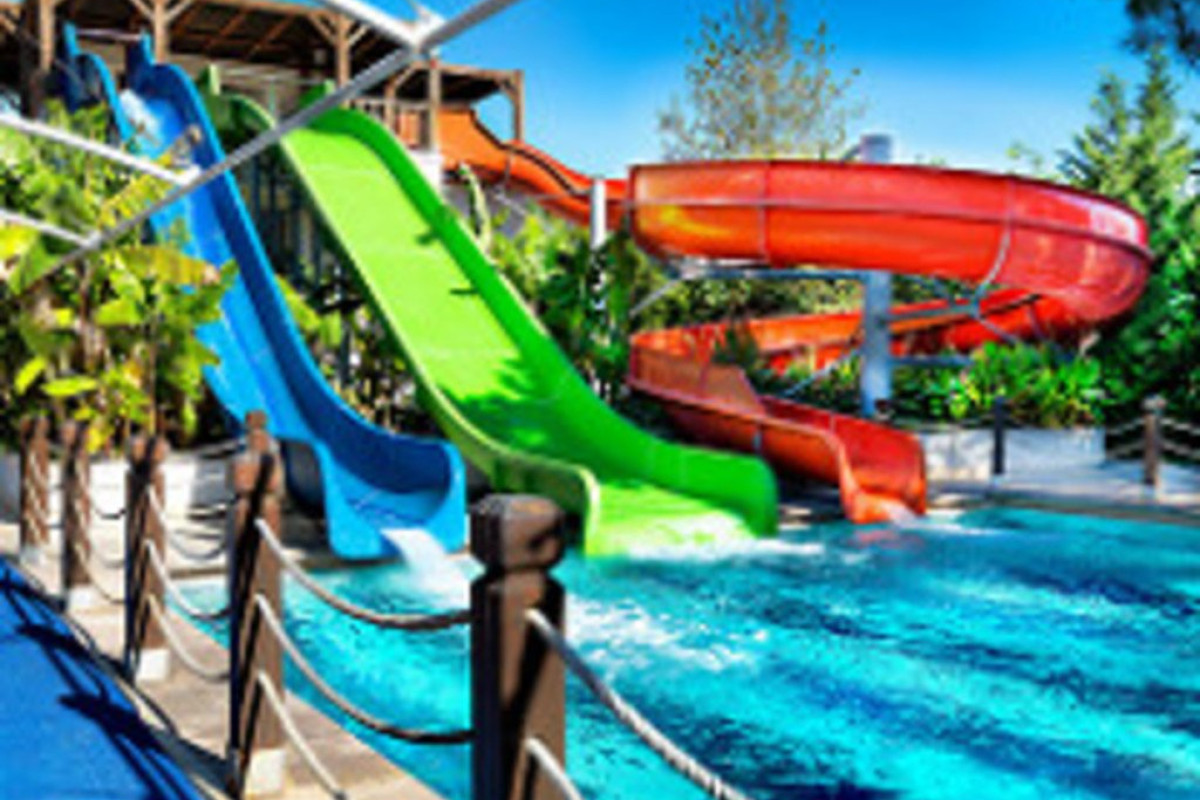 CRYSTAL DE LUXE RESORT