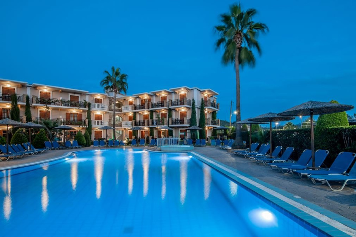 Plaza Pallas (Tsilivi)