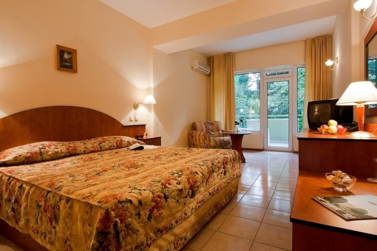Hotel Lyulyak