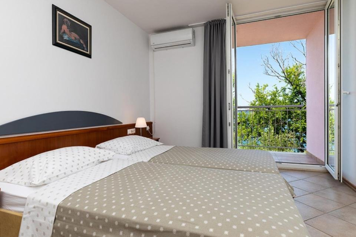 Hotel Brzet (Omis)