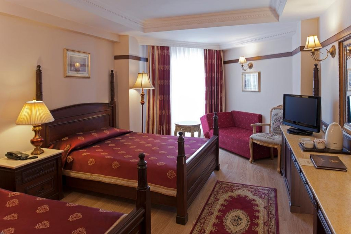 NEO DELPHIN PALACE