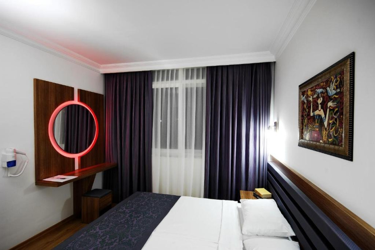 SEALINE HOTEL