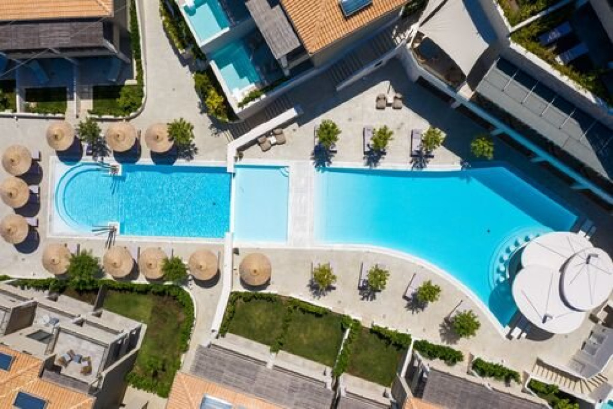 Crystal Waters Sapphire Hotel (F)