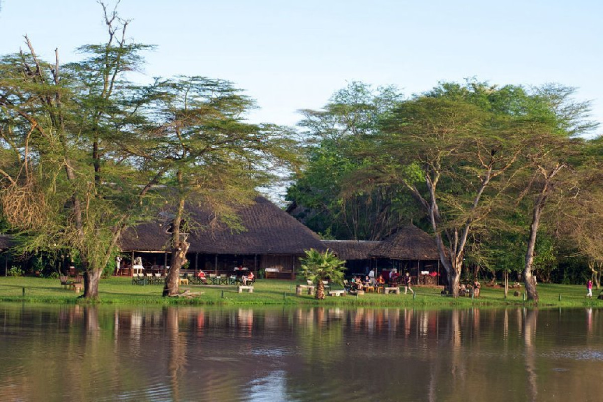 Safari Tsavo East - West (2 nopti) + Bamburi Beach (5 nopti)