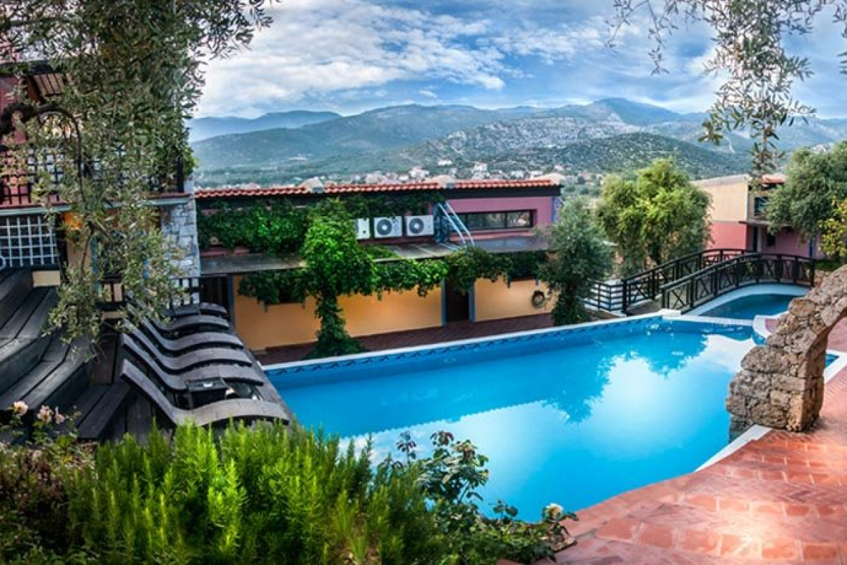 Kallisti Aparthotel (Potos)