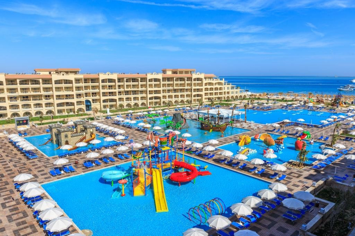 ALBATROS WHITE BEACH RESORT