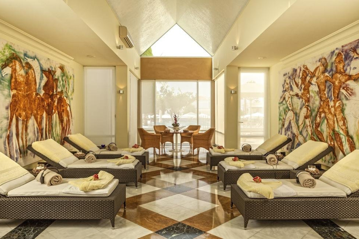 Neptune Luxury Resort (Mastichari)