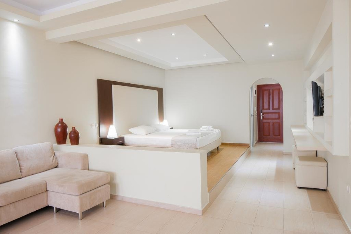 Splendour (recomandat 4* superior)
