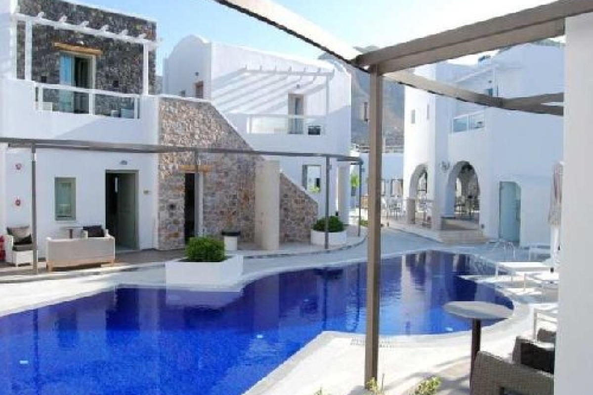 La Mer Deluxe Hotel