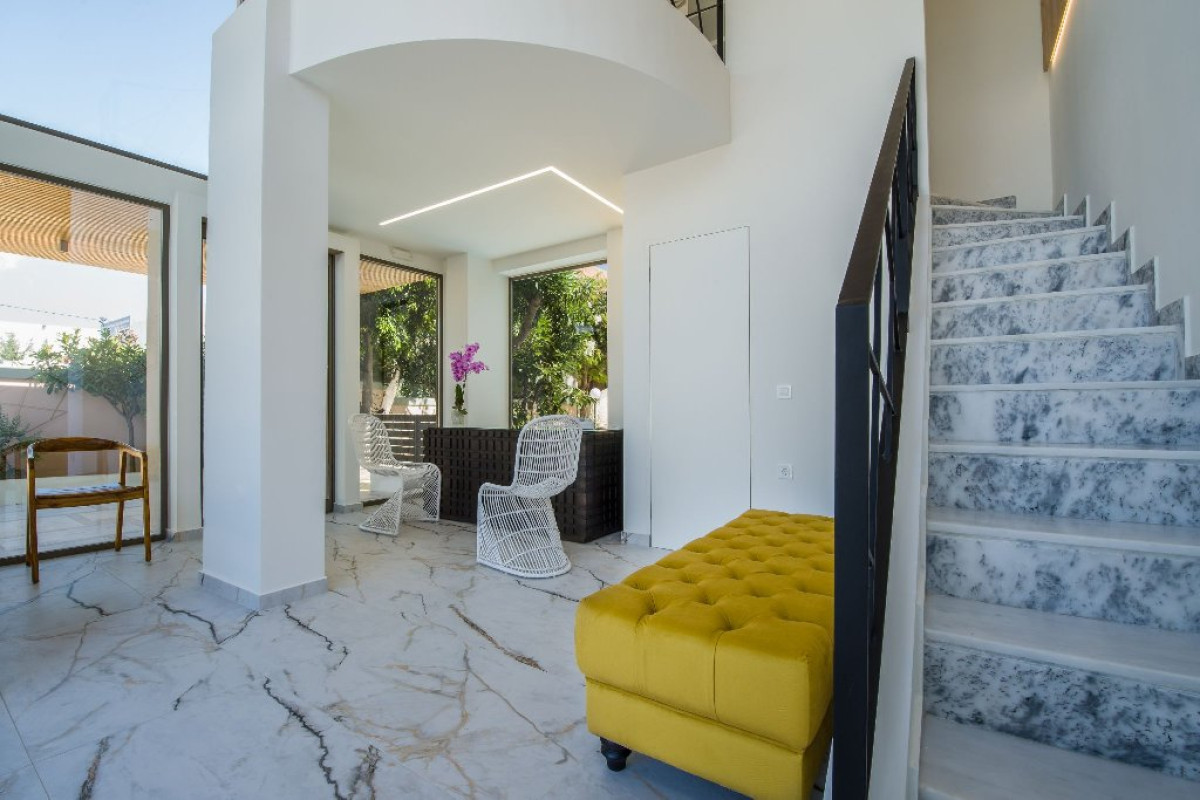 Lotus Hotel Apartments (K)