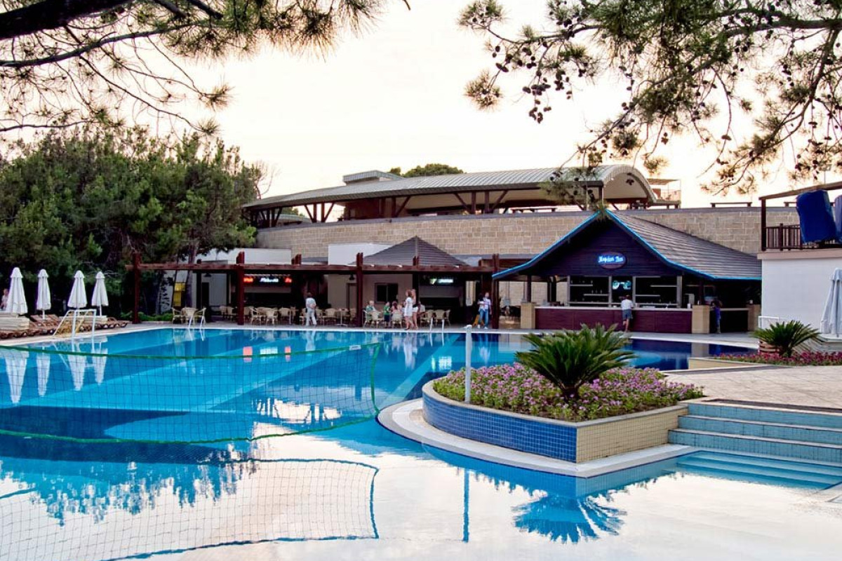 SUENO BEACH HOTEL SIDE