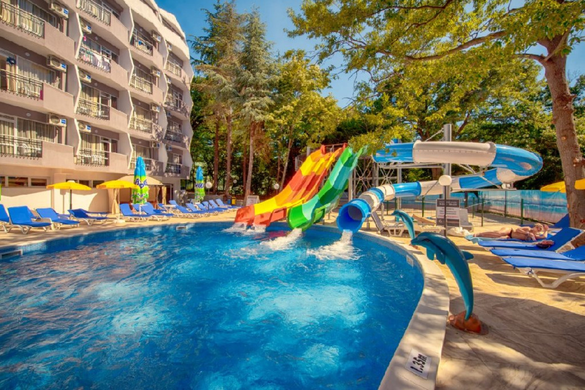PRESTIGE DELUXE AQUAPARK CLUB