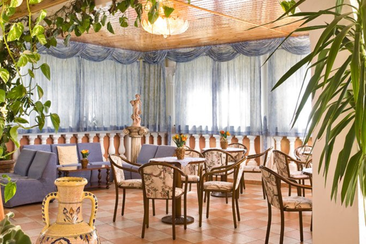 Hotel Riva Del Sole