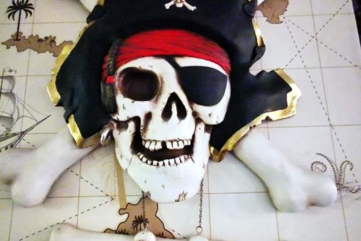 HOTEL PIRATES RESORT.
