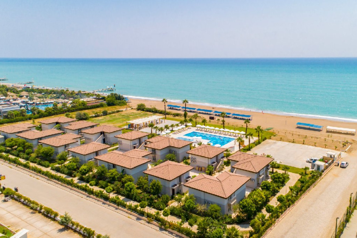 CRYSTAL BOUTIQUE BEACH RESORT