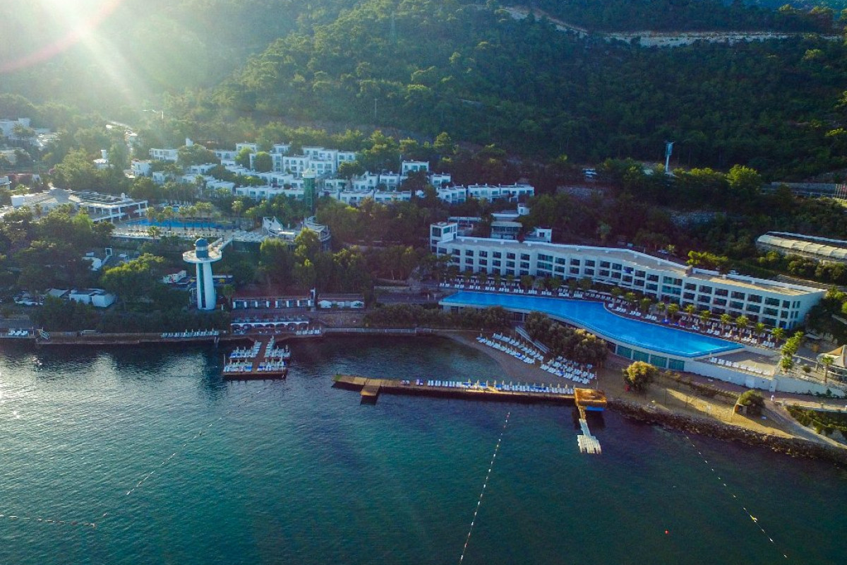 BLUE DREAMS RESORT
