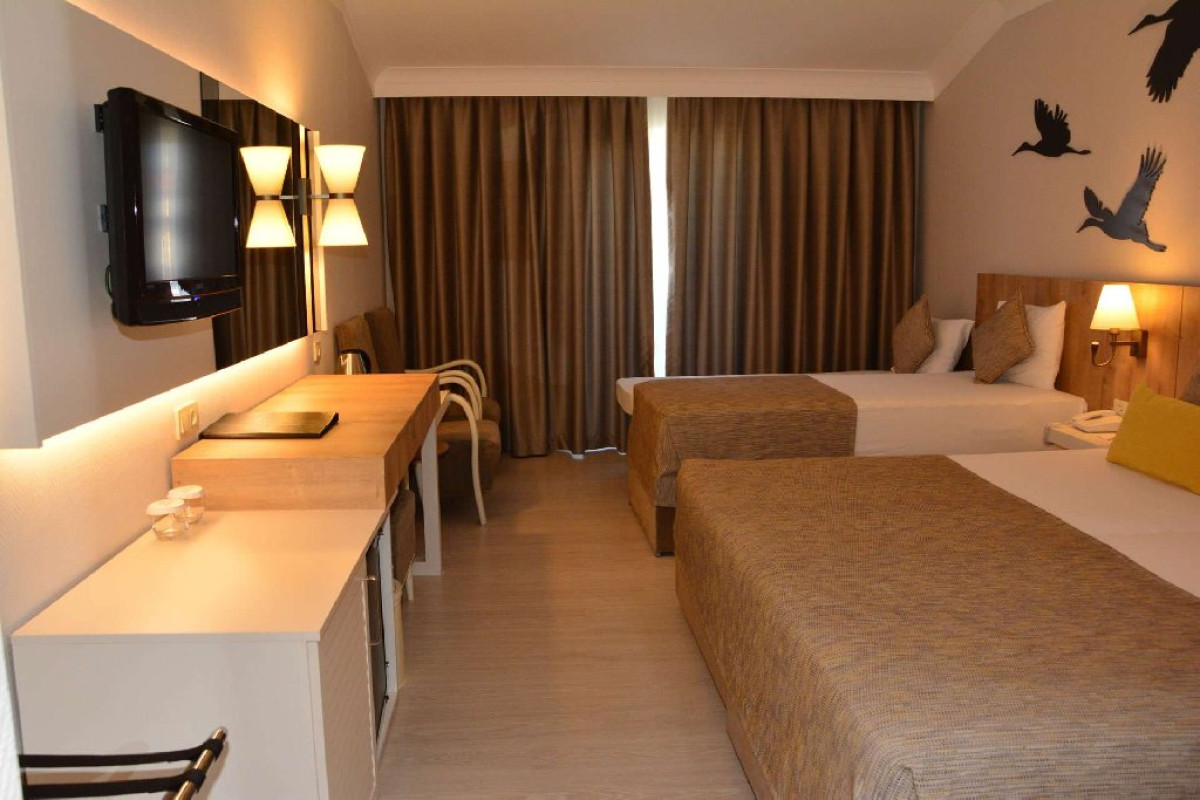 NOVA PARK HOTEL