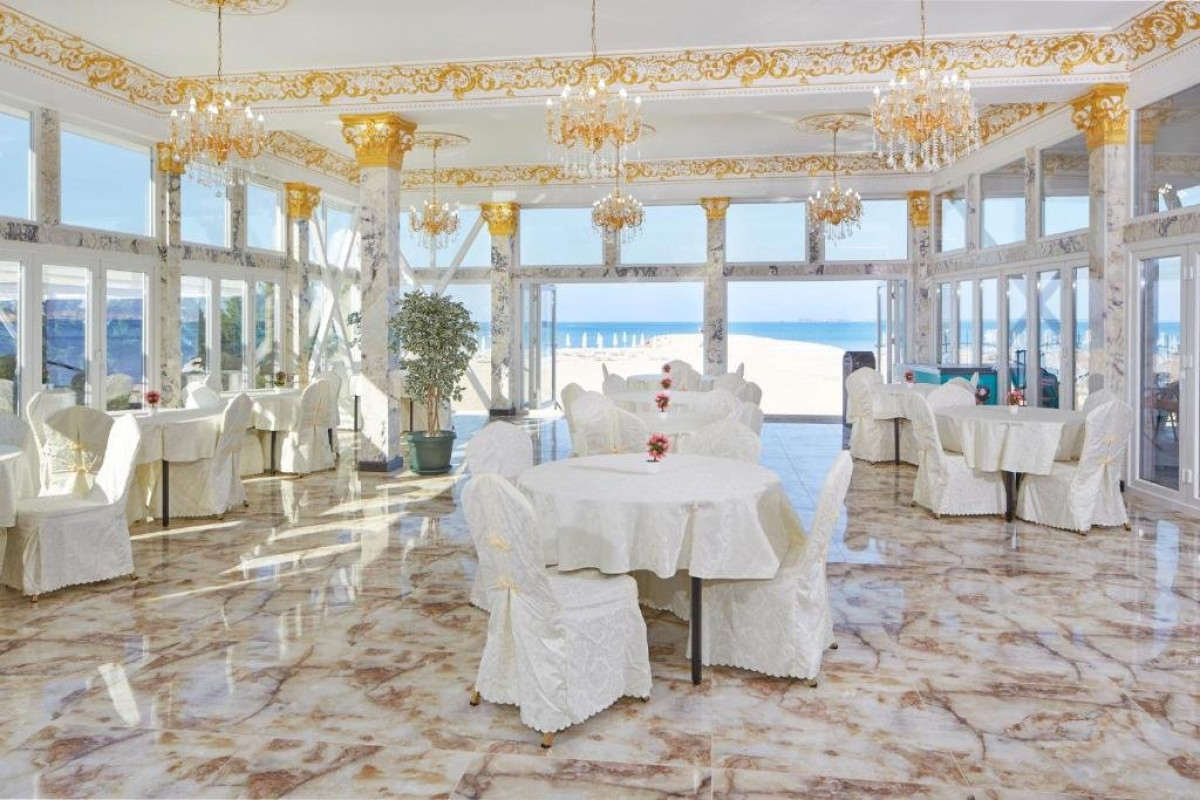 AMORE BEACH