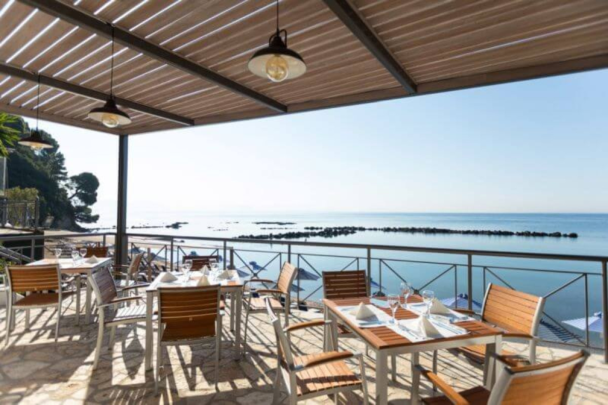 Corfu Holiday Palace Hotel
