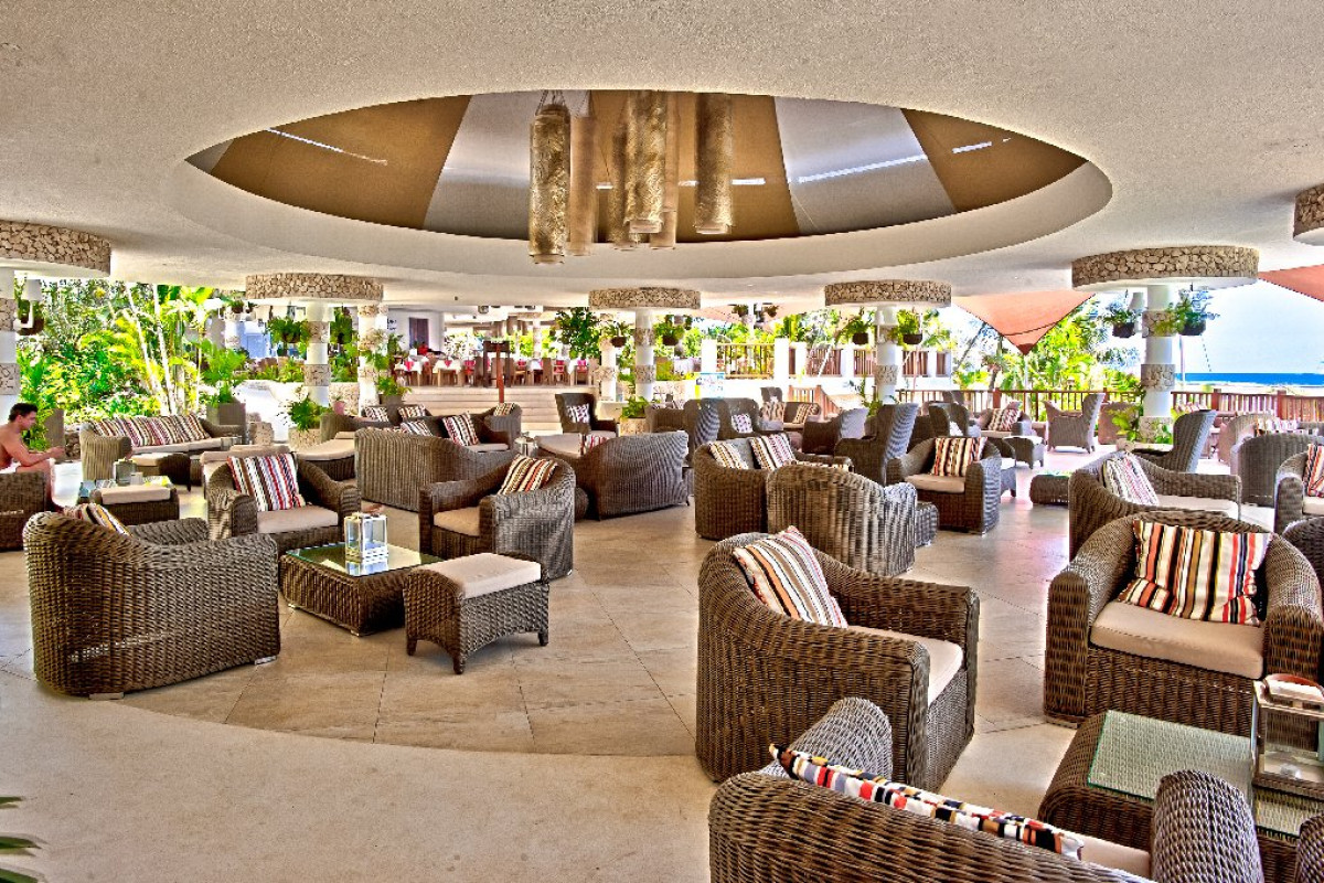 Leopard Beach Resort and Spa