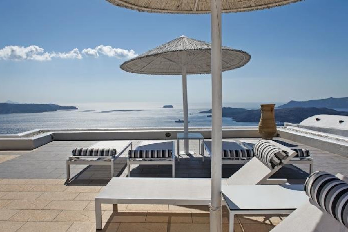 Lilium Hotel