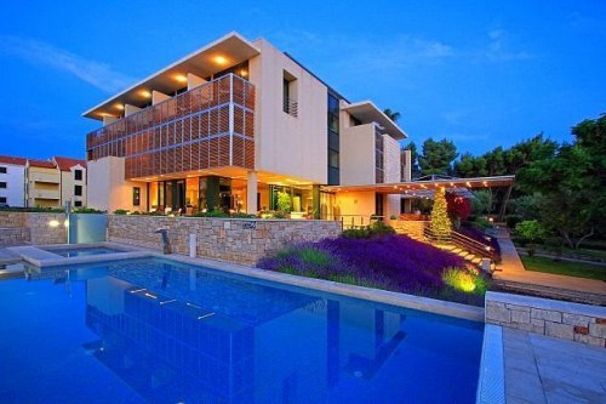 Hotel Amor (Brac)
