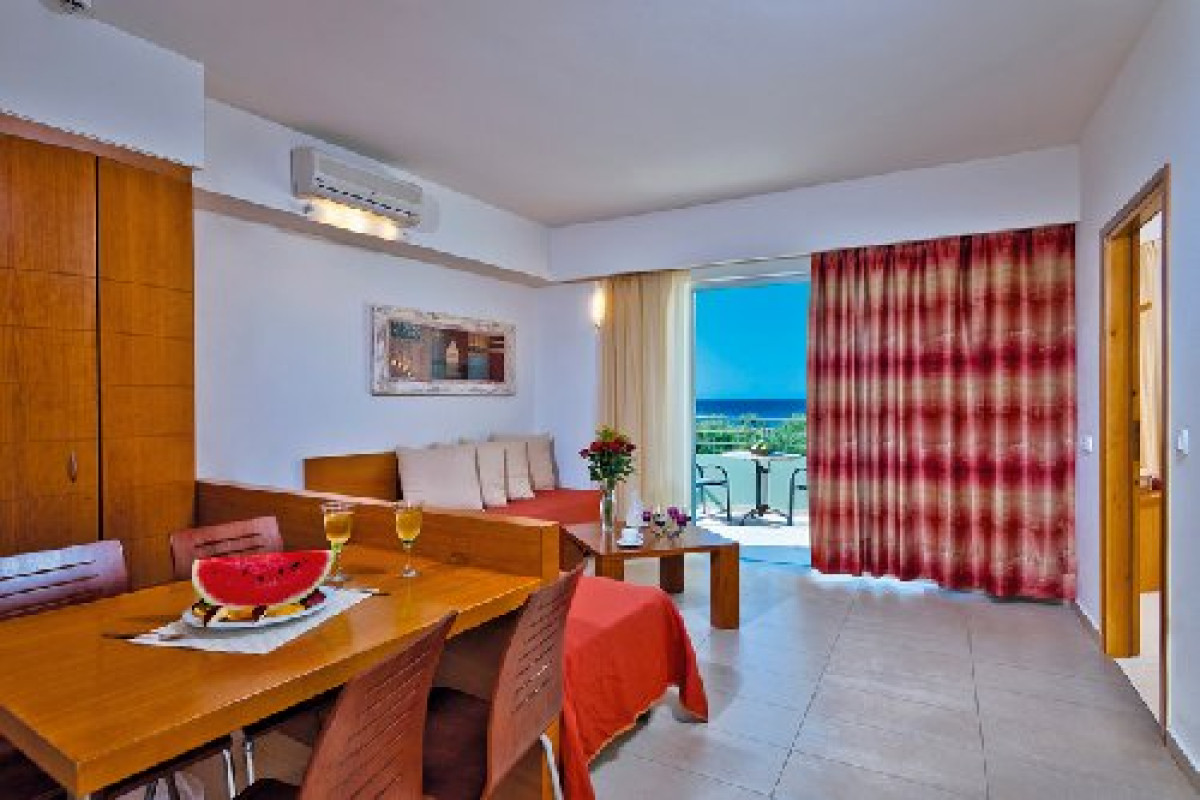 Bella Pais - recomandat 3*