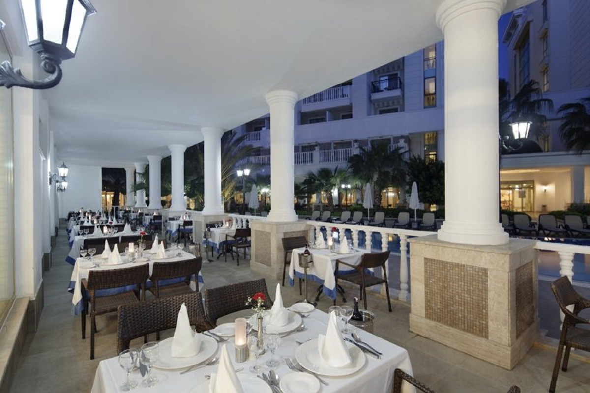 ALBA QUEEN HOTEL