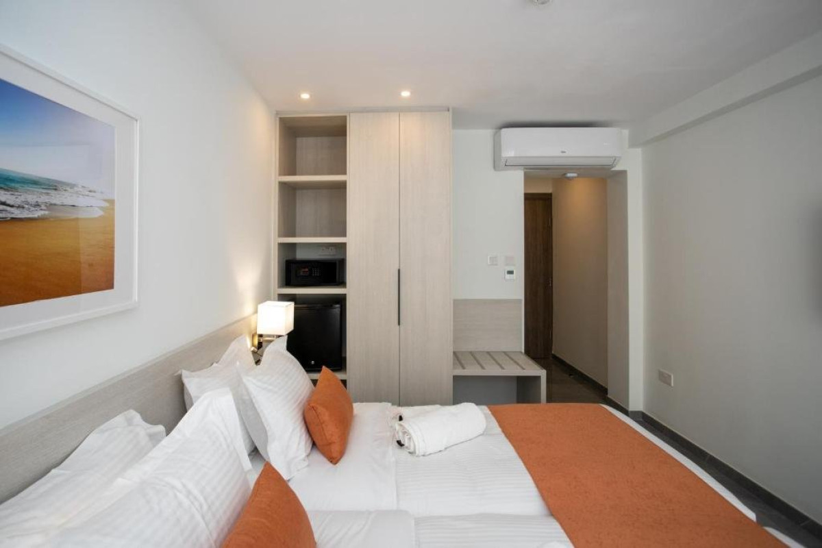 LARCO HOTEL BY BEST WESTERN PLUS