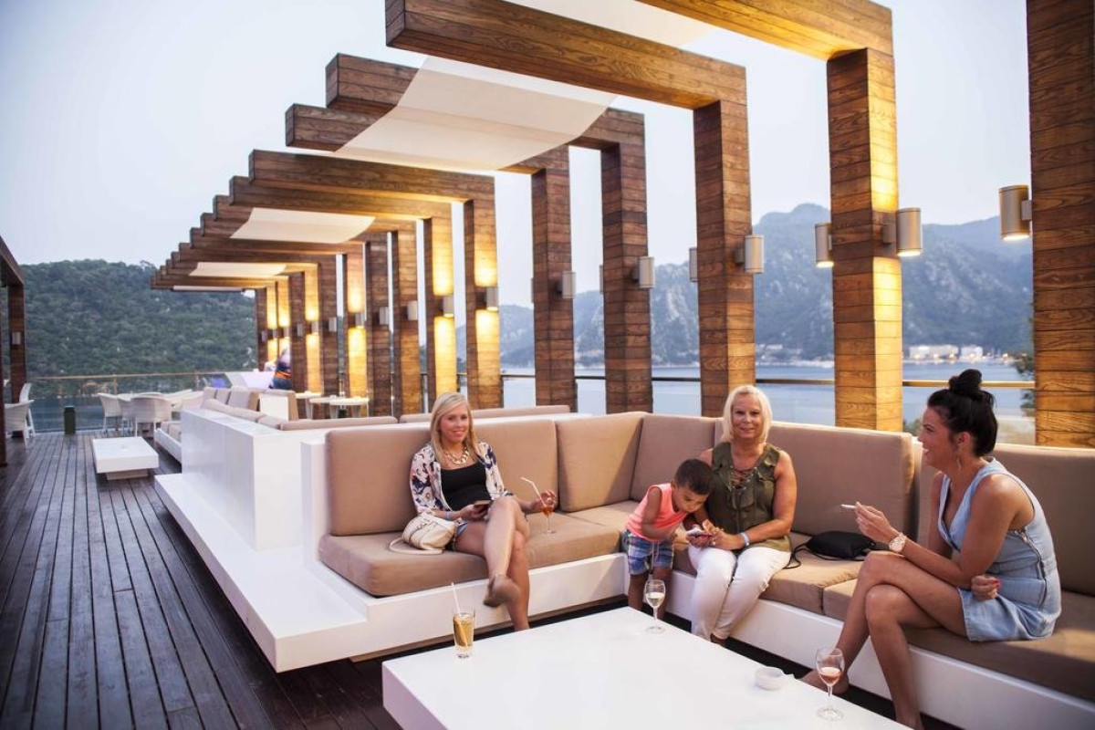 ORKA LOTUS BEACH