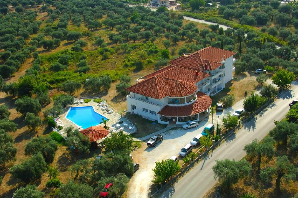 Achilion Hotel (Skala Potamias)