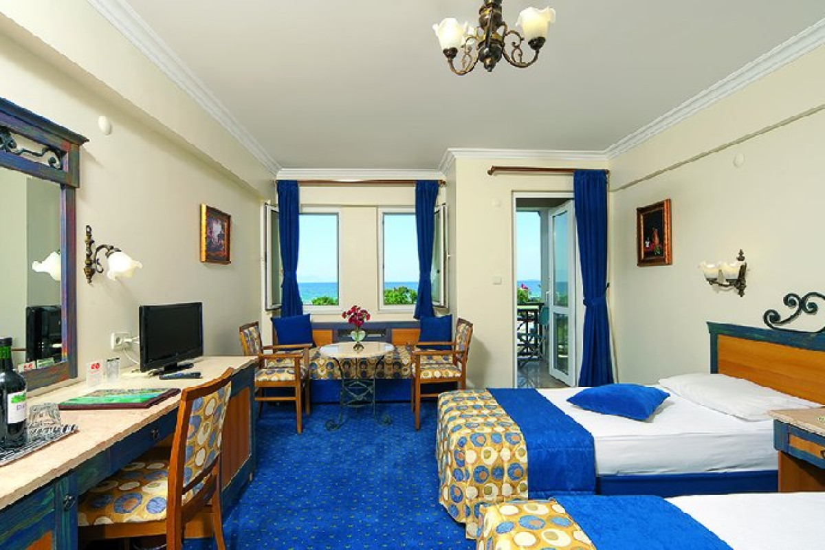 CLUB YALI HOTELS RESORT