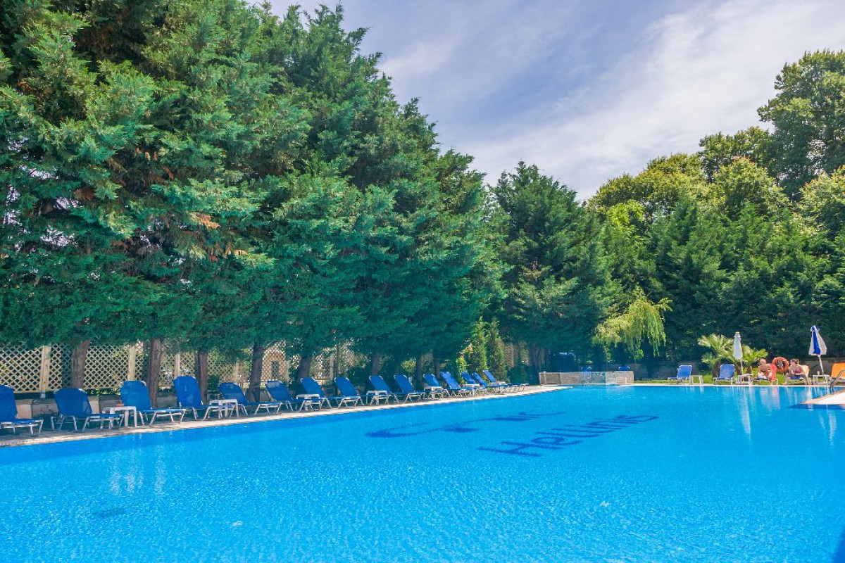 Hellinis Hotel (Kanoni)