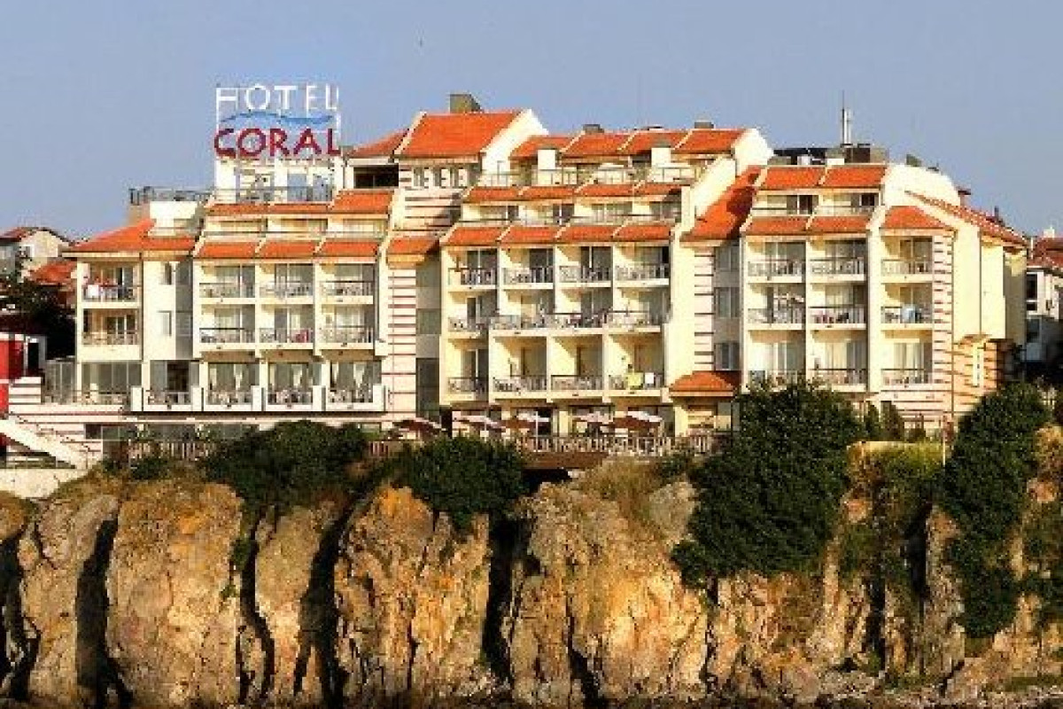 Hotel CORAL