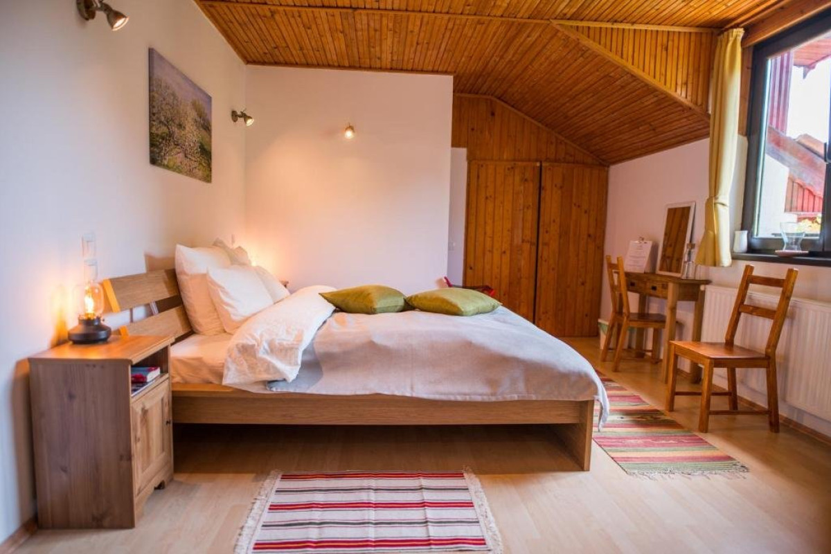 . CASA DIN PLAI (Integral) CAMPINA