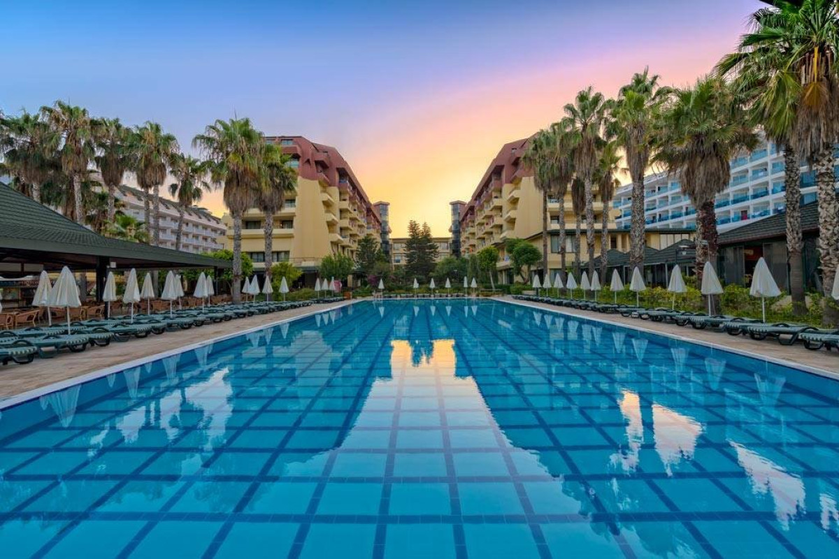 MERYAN HOTEL