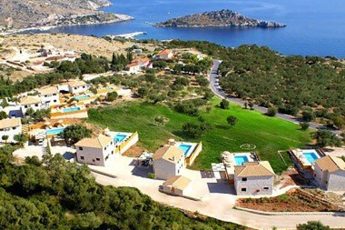 Emerald Classic Villas