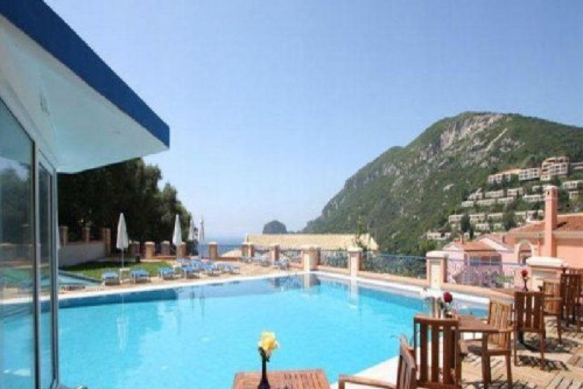 Philoxenia Hotel