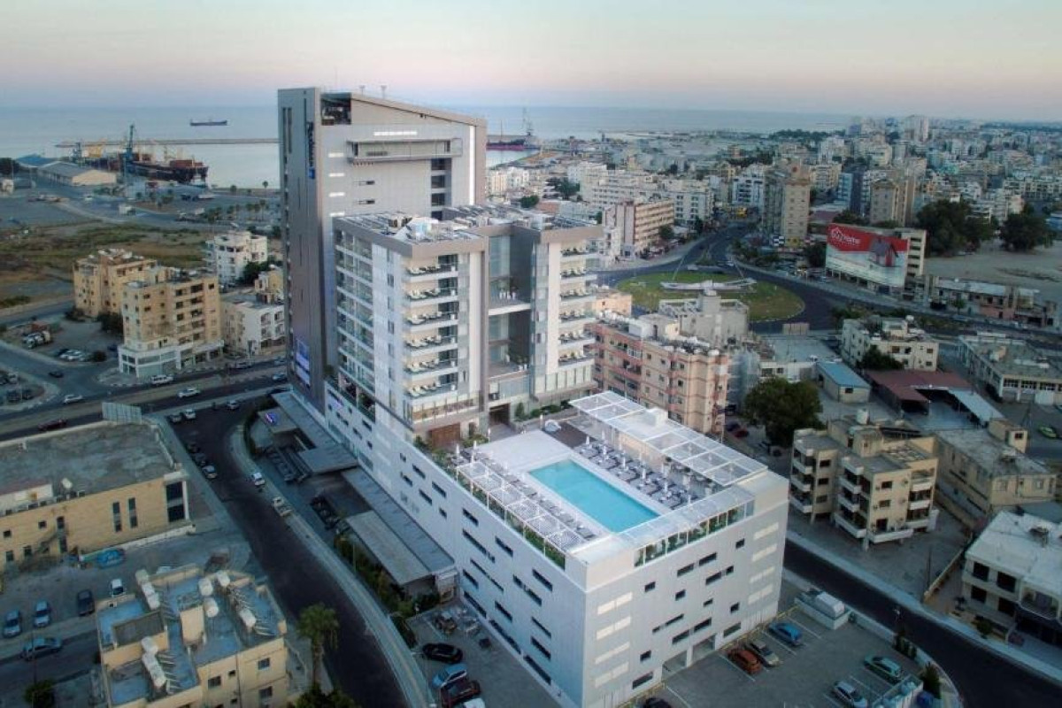RADISSON BLU HOTEL (Larnaca City)