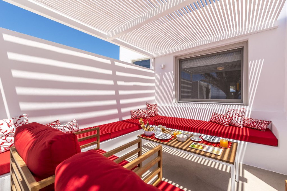 Bespoke Mykonos (K)