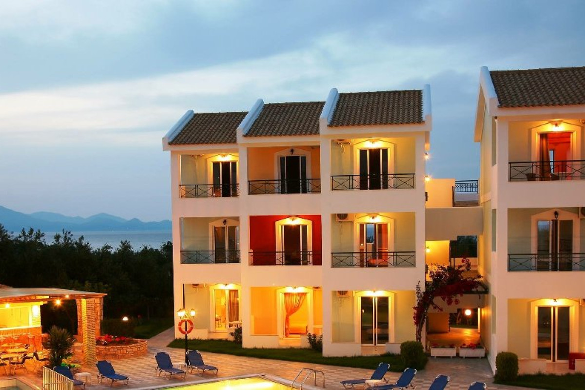 Maistrali Hotel (Tragaki )