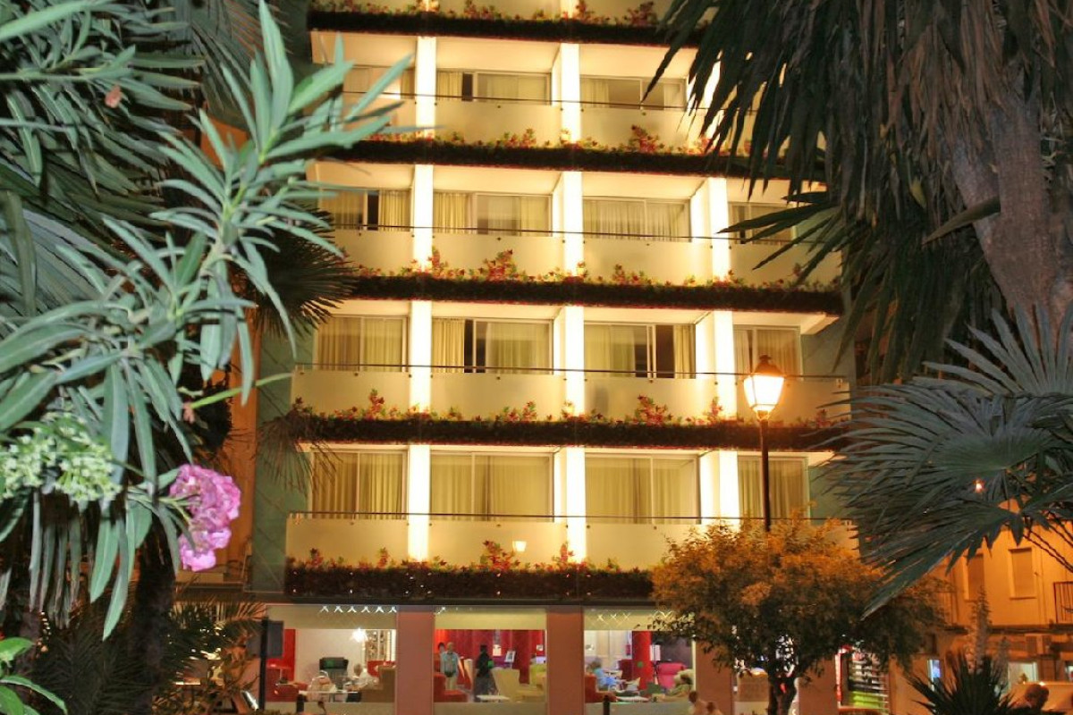 Oasis Plaza (Benidorm)