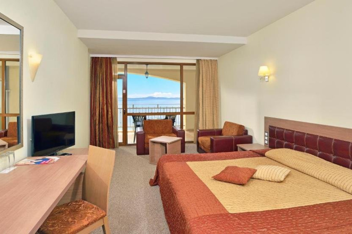 SOL NESSEBAR PALACE