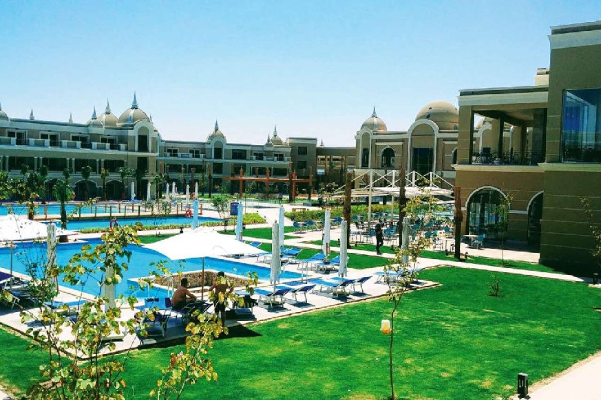 TITANIC RESORT AQUA PARK