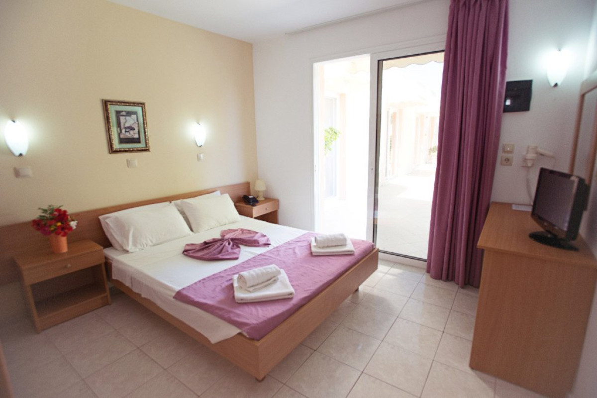Meliton Hotel (Tholos)